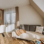 Poza Szlakiem 3*