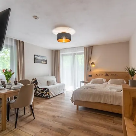 Poza Szlakiem Vendégház